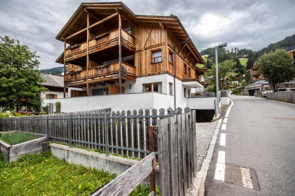 Appartamento Casa Ami Sexten Esterno foto